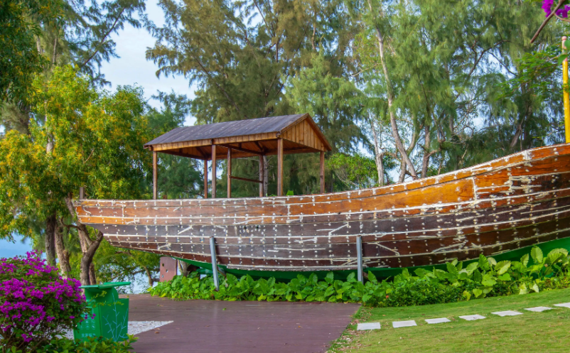 網(wǎng)紅景區(qū)實現(xiàn)“長紅”的對策建議