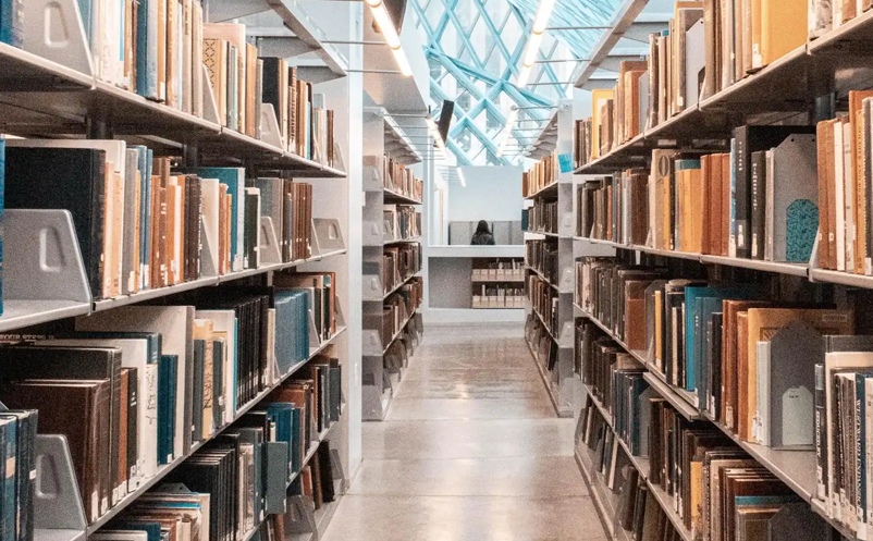 在文旅融合背景下，圖書館的創(chuàng)新發(fā)展契機(jī)也越來越顯著和突出