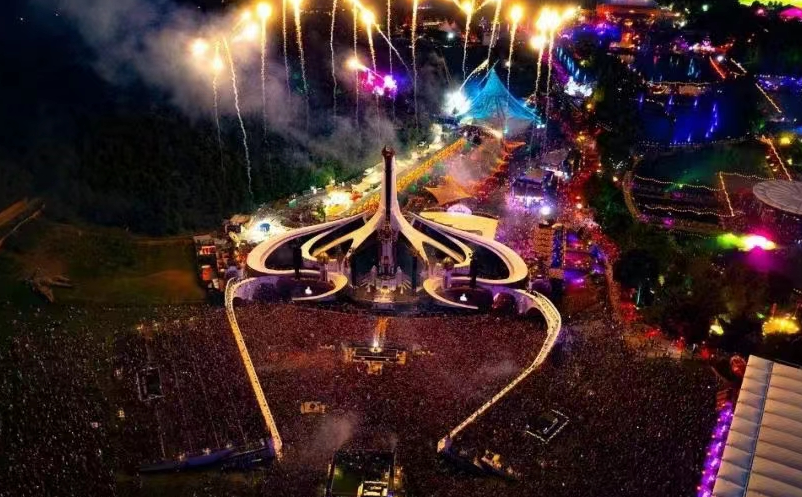 瀏陽煙花嘉年華采用易景通智慧景區(qū)票務(wù)管理系統(tǒng)